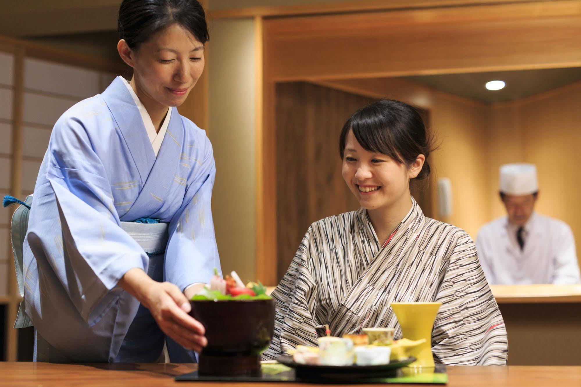 Hotel Kaneyamaen Fujiyoshida Esterno foto
